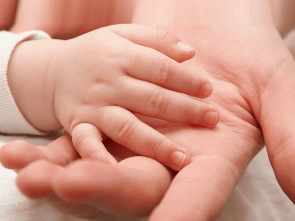 Tips para cortar la uñas de tu bebé